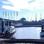 Botel Passengership Avanti Amsterdam