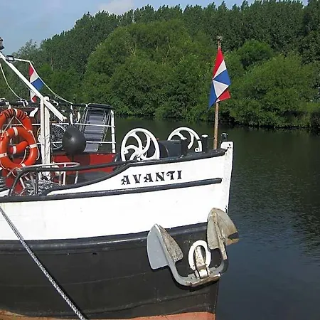 Botel Passengership Avanti Amsterdam