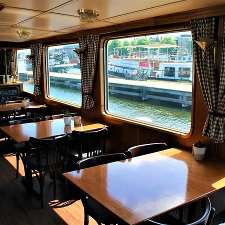 보트호텔 패신저십 아벤티 2*