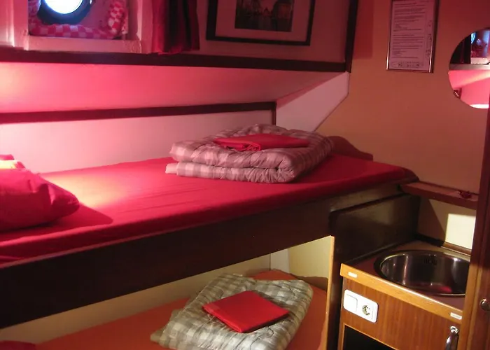 Passengership Avanti 2*